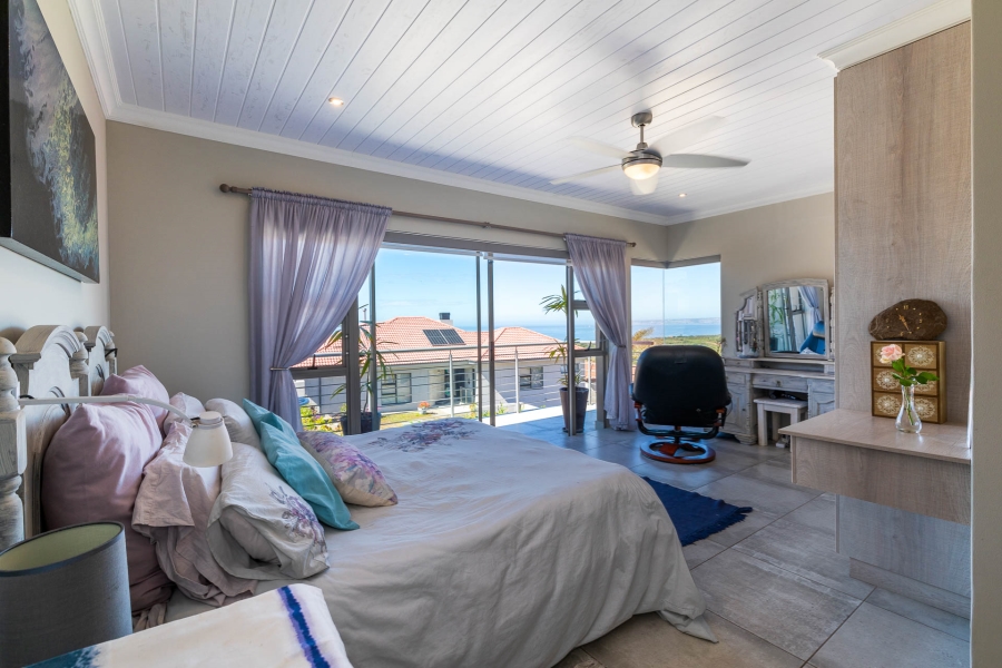 4 Bedroom Property for Sale in Bergsig Western Cape